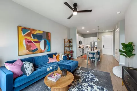 501 W Rosedale St, Fort Worth, TX 76104 photo 3