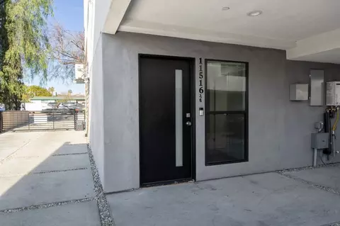 11516 Victory Blvd, Los Angeles, CA 91606