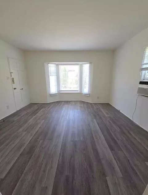 617 N Columbus Ave, Glendale, CA 91203 photo 2