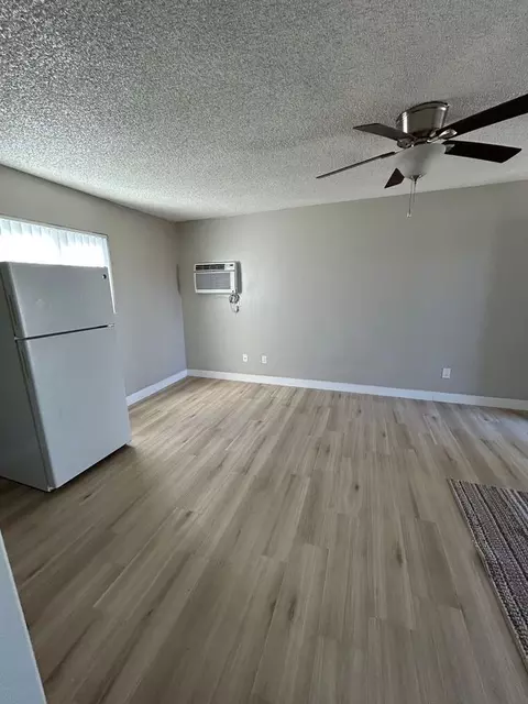 1960 E Grand Ave, Escondido, CA 92027 photo 23