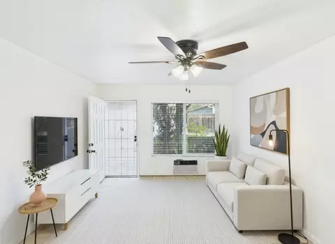 7425 Waite Dr, La Mesa, CA 91941