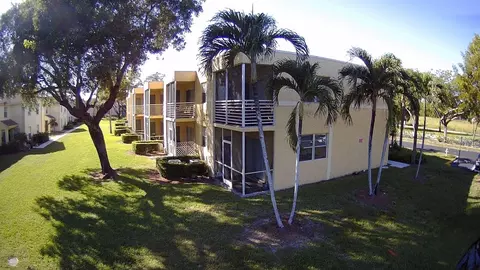 6890 Southgate Blvd, Tamarac, FL 33321