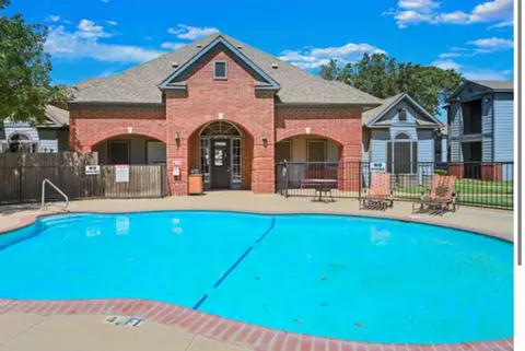 1500 Yonkers St, Plainview, TX 79072 photo 3