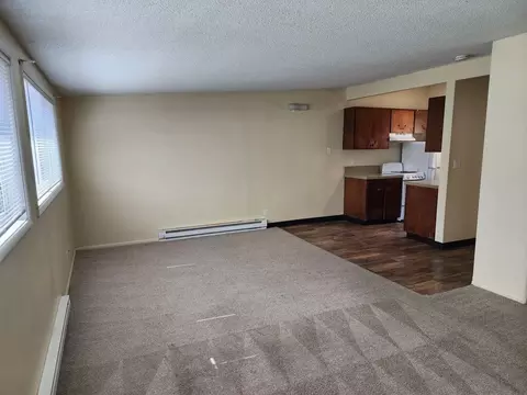 1161 Fir St S, Salem, OR 97302