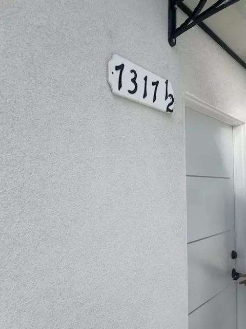 7317 Garden Grove Ave, Reseda, CA 91335