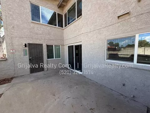 2923 E 10th St, Tucson, AZ 85716