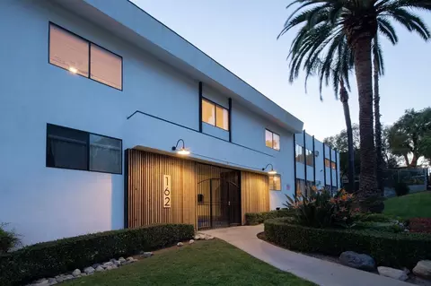 162 S Avenue 55, Los Angeles, CA 90042