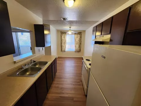 2773 Sidewinder Ln, Las Vegas, NV 89121