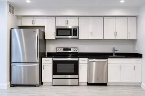 727 Quebec Pl NW, Washington, DC 20010