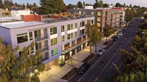 3220 California Ave SW, Seattle, WA 98116 photo 3