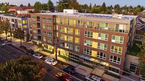 3220 California Ave SW, Seattle, WA 98116 photo 4