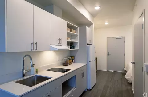 1020 N Broadway, Everett, WA 98201 photo 6