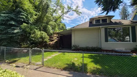 828 E 11th Ave, Spokane, WA 99202