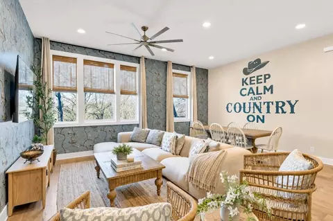 2176 Carson St, Nashville, TN 37211