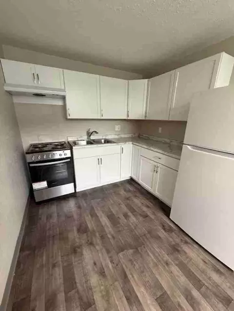 305-418 305-418 Betsy Ross Pl 305-417 Paul Revere Pl 306-322 W 65th St 601 W 61st St 6505-6604 N Harrison St 6543 Scott St, Davenport, IA 52806