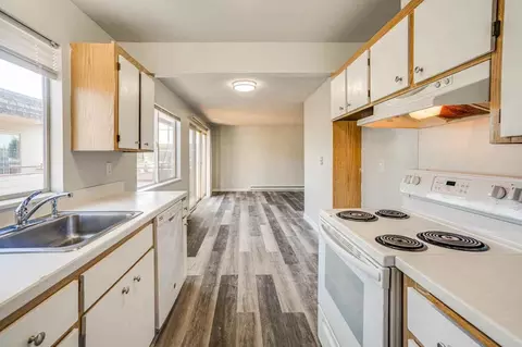 705- 717 State Ave N, Kent, WA 98031