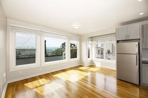 2459 Larkin St, San Francisco, CA 94109