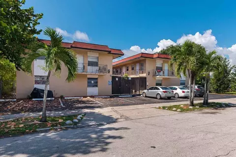 2022 Adams St, Hollywood, FL 33020