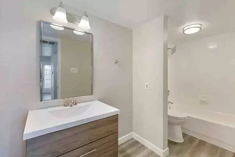 4358 Point Blvd, Garland, TX 75043 photo 12