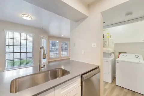 4358 Point Blvd, Garland, TX 75043 photo 6