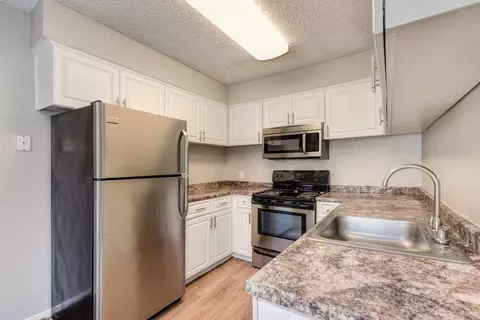 1313 Celeste Dr, Modesto, CA 95355 photo 22