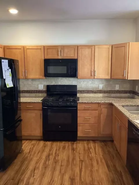 101 Villa Vista Dr, Enola, PA 17025