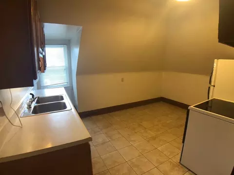 598 E Maiden St, Washington, PA 15301