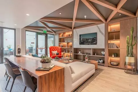 6240 W Sunset Blvd, Los Angeles, CA 90028 photo 4