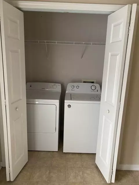 W Main St, West Plains, MO 65775