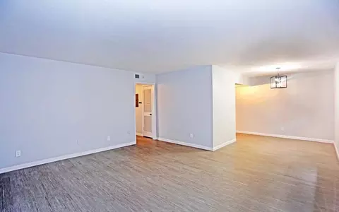 6608 South Fwy, Fort Worth, TX 76134