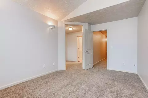 Se Chase Loop, Gresham, OR 97080 photo 17