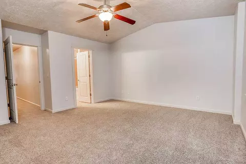 Se Chase Loop, Gresham, OR 97080 photo 39