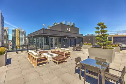 2401 3rd Ave, Seattle, WA 98121 photo 14