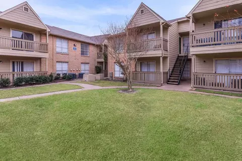 9400 Coventry Square Dr, Houston, TX 77099 photo 8