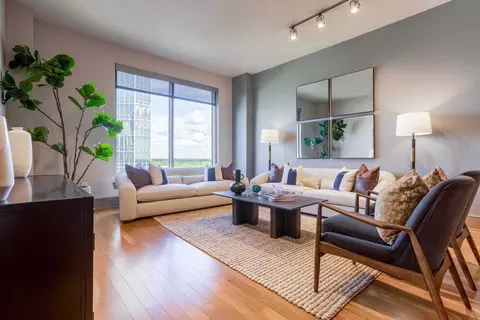 7 Riverway, Houston, TX 77056 photo 8