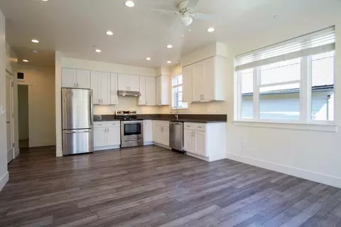 8015 N Oswego Ave, Portland, OR 97203