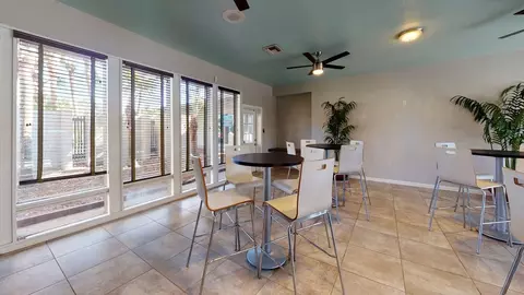 5659 Del Prado Dr, Tampa, FL 33617 photo 59