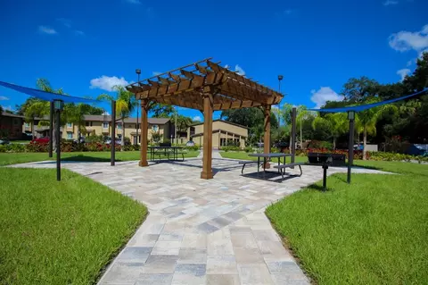 5659 Del Prado Dr, Tampa, FL 33617 photo 25