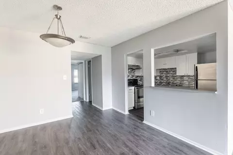 5659 Del Prado Dr, Tampa, FL 33617 photo 79