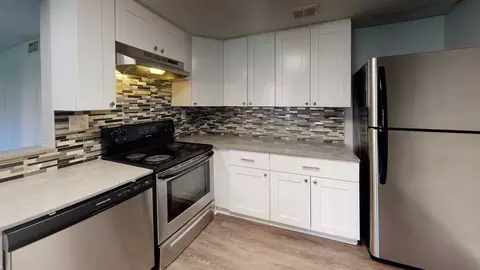 5659 Del Prado Dr, Tampa, FL 33617 photo 55