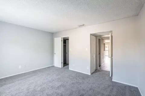 5659 Del Prado Dr, Tampa, FL 33617 photo 83