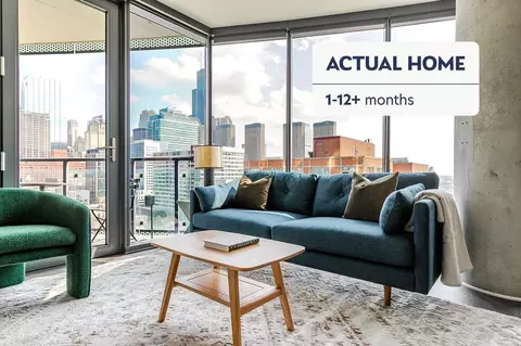 730 W Couch Pl, Chicago, IL 60661