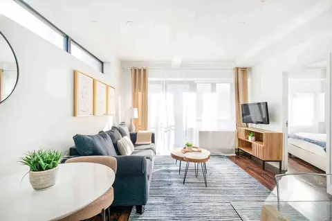 200 E 11th St, New York, NY 10003