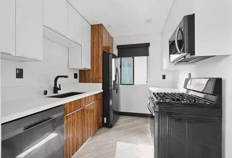 5667 La Mirada Ave, Los Angeles, CA 90038