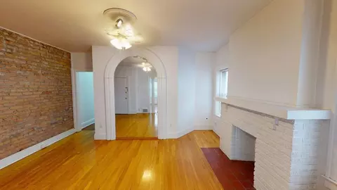 2126 Surrey Rd, Cleveland Heights, OH 44106