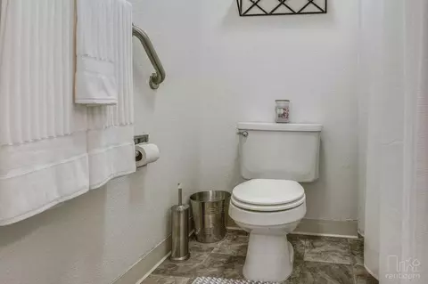 5300 Hackberry Ln, Sacramento, CA 95841 photo 5