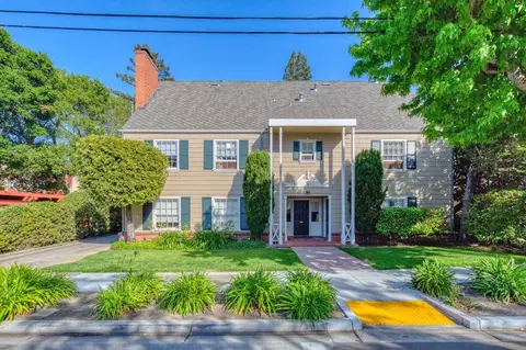 1445 Bellevue Ave, Burlingame, CA 94010