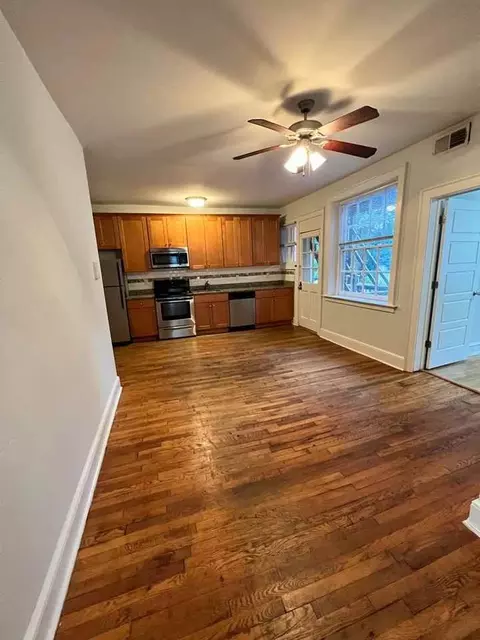 1107 W Grace St, Richmond, VA 23220