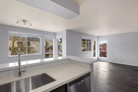 12007 15th Ave NE, Seattle, WA 98125 photo 20