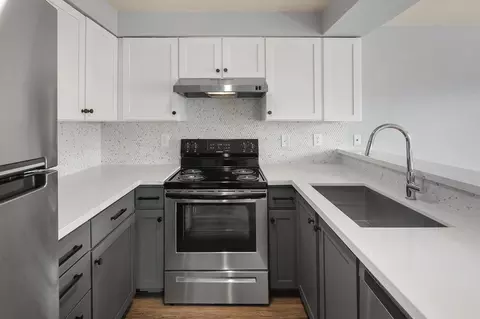 12007 15th Ave NE, Seattle, WA 98125 photo 3